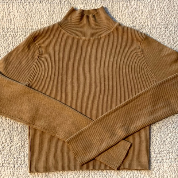 Long sleeve crop top turtle neck - Picture 2 of 3